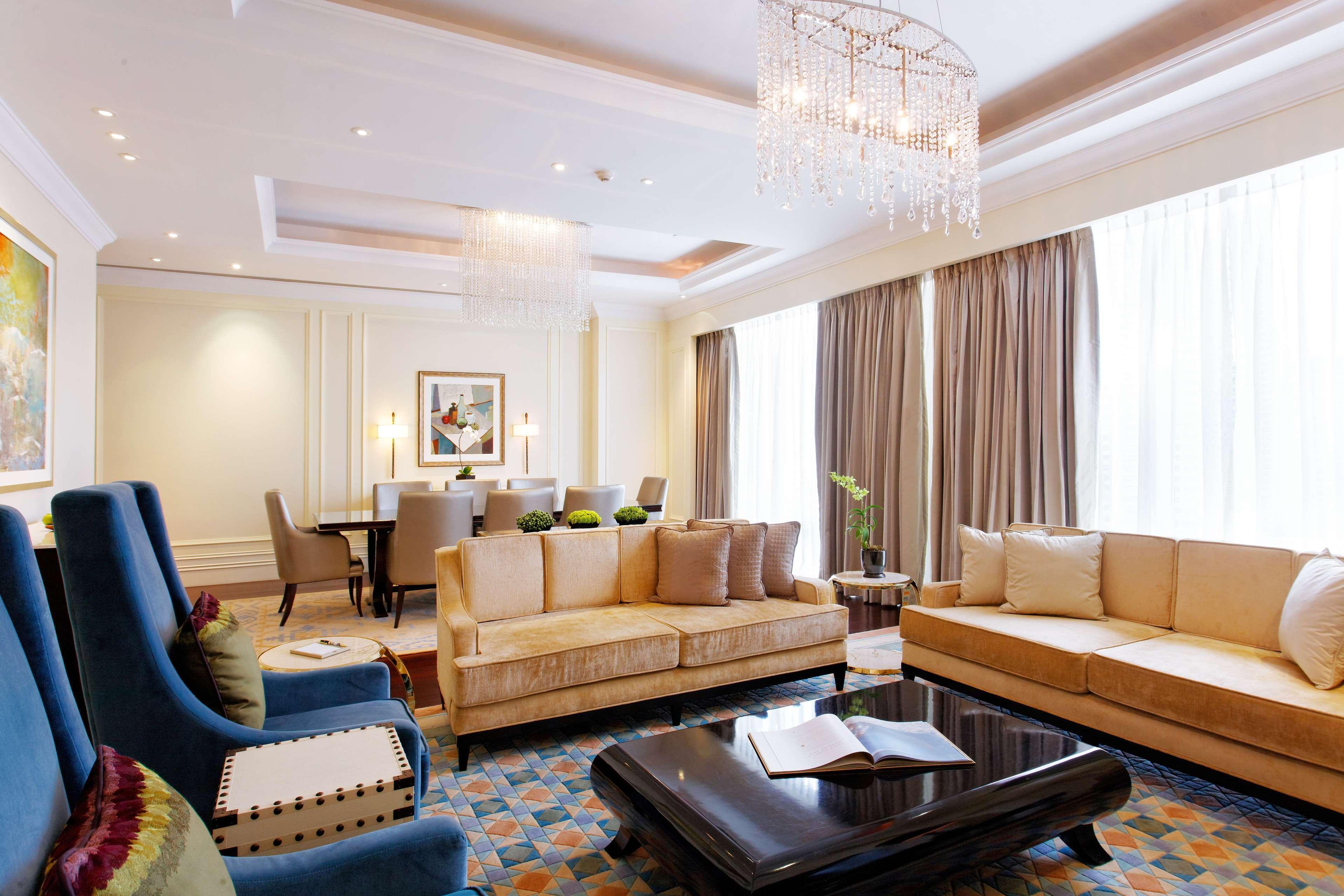 Raffles Makati Hotel Makati City Bagian luar foto